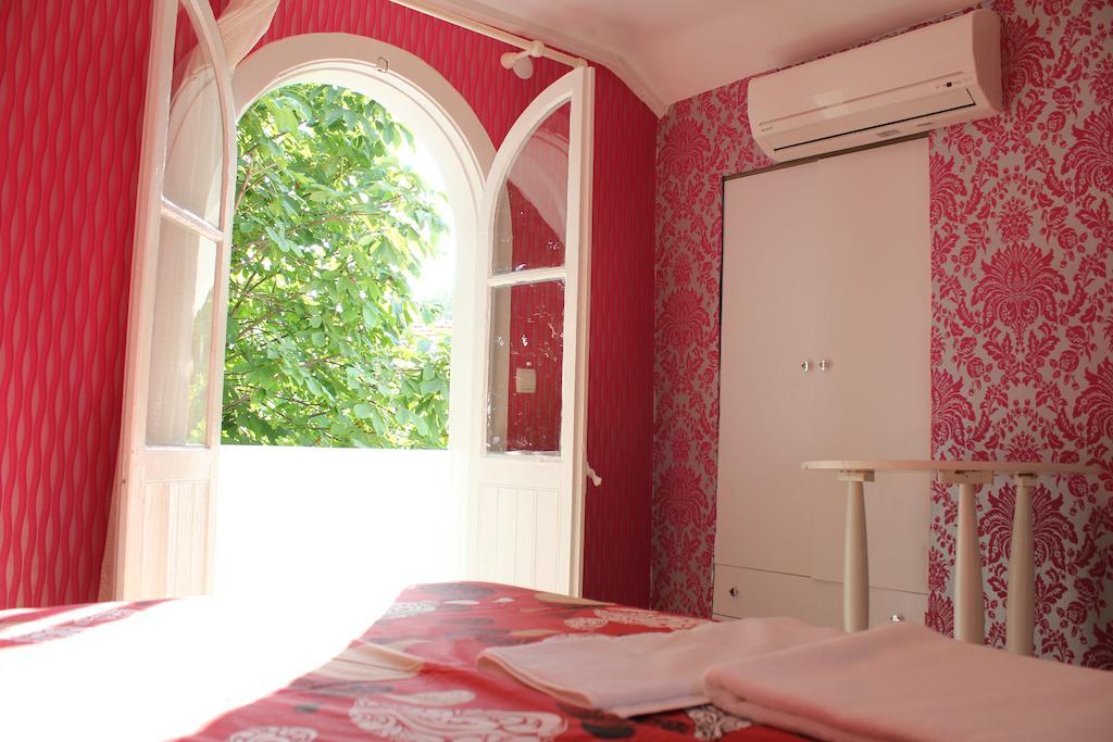 Ada Antik Otel Adalar Bilik gambar